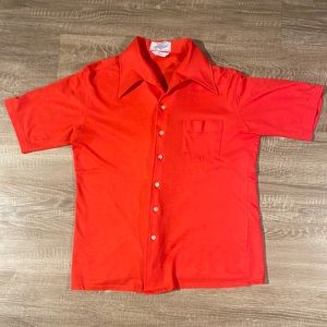 Vintage Cotton Polyester Leisure Swagger Red Puritan ButtonUp Short Sleeve Shirt
